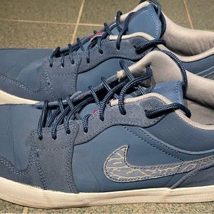 Nike cement collectors sneakers Air Jordans